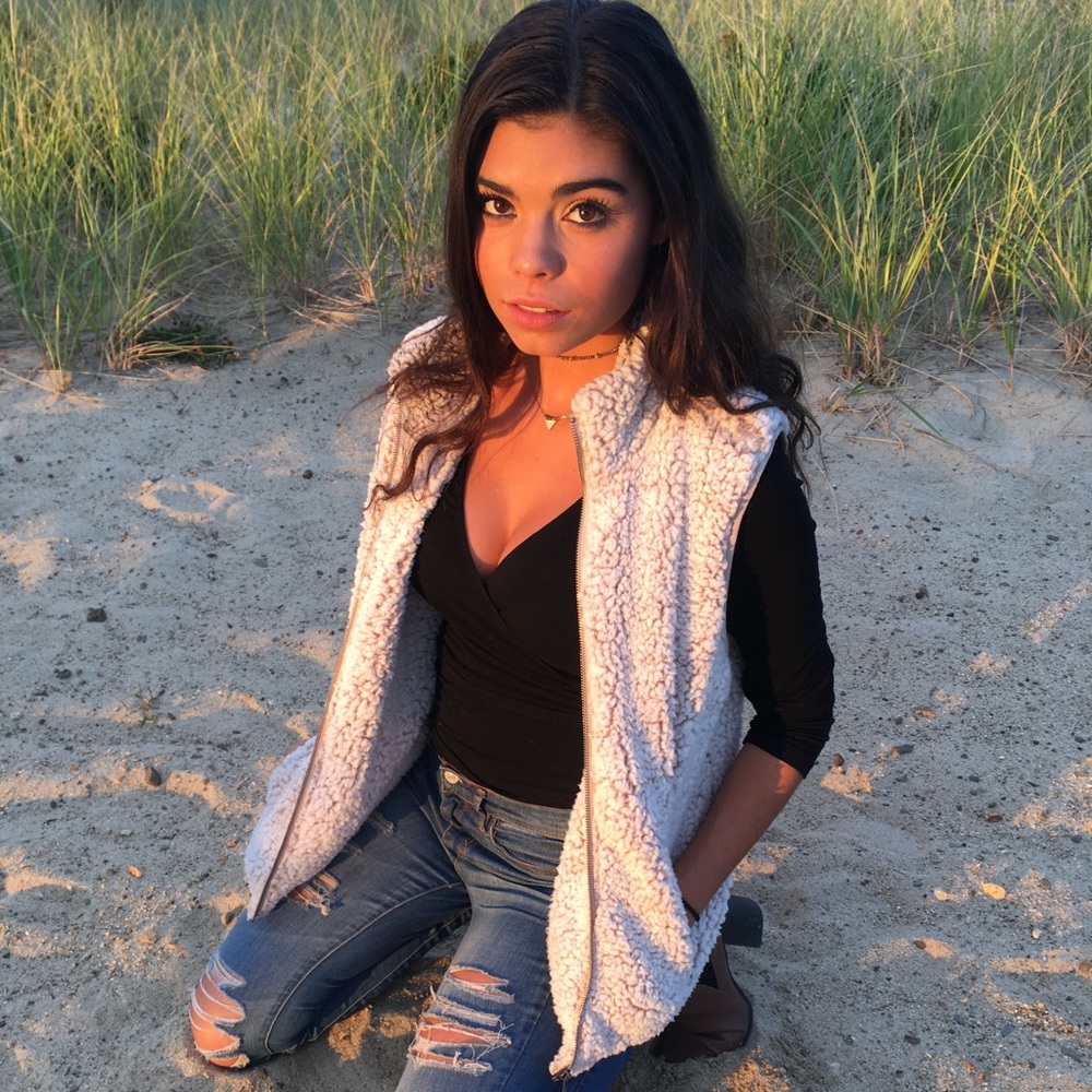 Meet your Posher, Riley